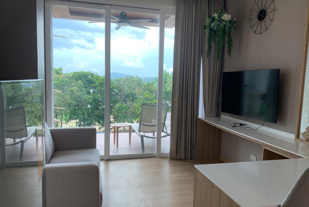 Smart Home Studio near Airport