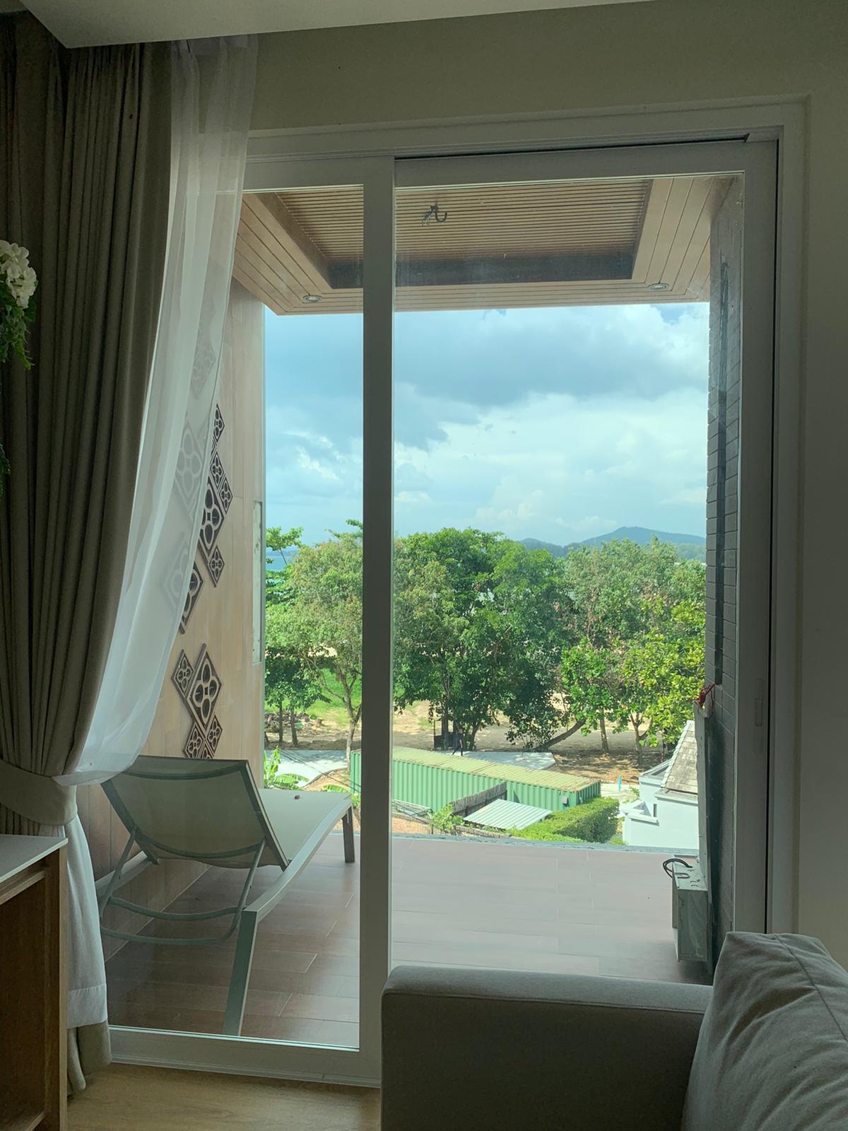 Smart Home Studio near Airport