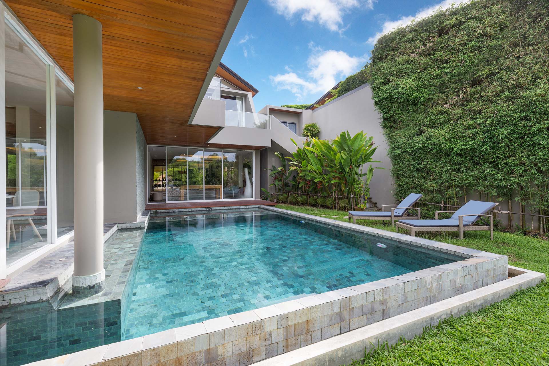 South Phuket’s Stunning 4-Bedroom Property 6 Stunning 3-Bedroom Pool Villa in Rawai