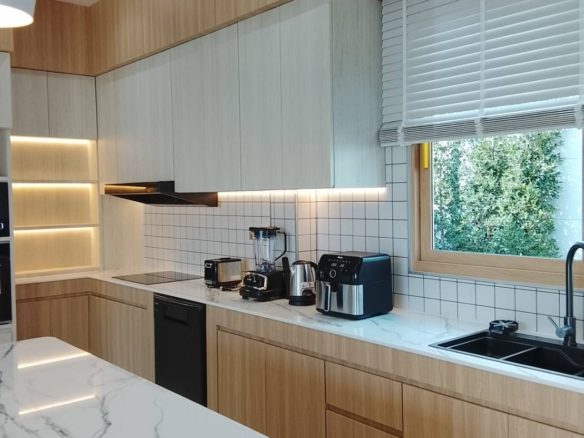 3 Bedroom Pool Villa with Mountain Views in Krabi