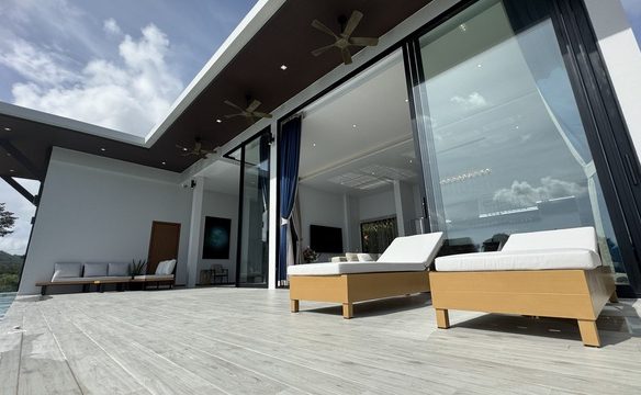 5 Bedroom Sea View Villa in Layan, Phuket