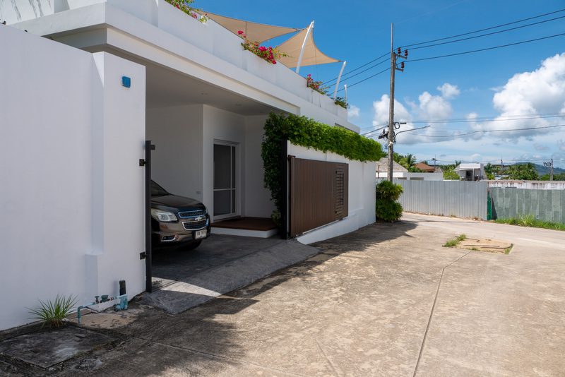 4 Bedroom Pool Villa with Games Room and Gym in Cherngtalay