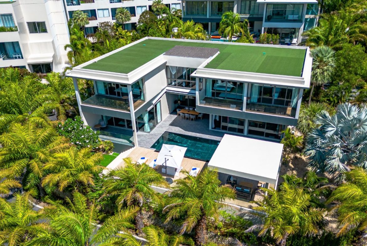 Luxury 6-Bedroom Villa with Infinity Pool Layan Beach