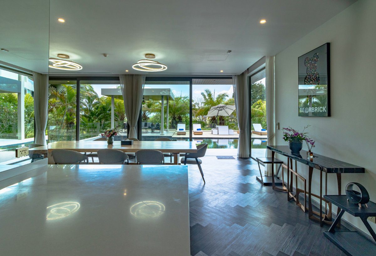 Villa Lion Layan Beach 21 Luxury 6-Bedroom Villa with Infinity Pool Layan Beach