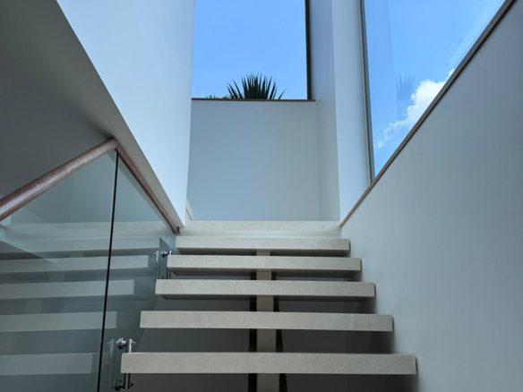 Vista del Mar Phuket – Luxury Sea-View Pool Villas Near Naithon Beach
