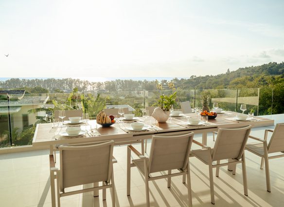 Vista del Mar Phuket – Luxury Sea-View Pool Villas Near Naithon Beach