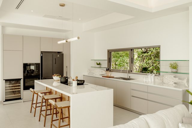 Vista del Mar Phuket – Luxury Sea-View Pool Villas Near Naithon Beach
