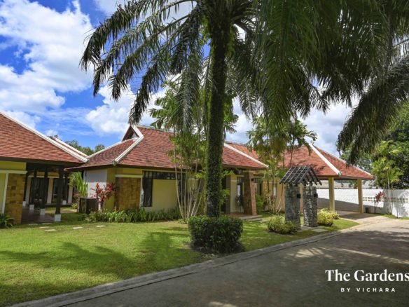 Exquisite 4-Bedroom Balinese Pool Villa