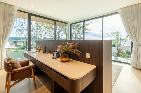 3–4 Bedroom Ready-to-Move-In Hillside Pool Villas in Bang Jo