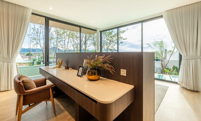3–4 Bedroom Ready-to-Move-In Hillside Pool Villas in Bang Jo