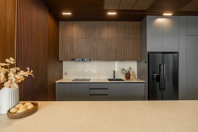 3–4 Bedroom Ready-to-Move-In Hillside Pool Villas in Bang Jo