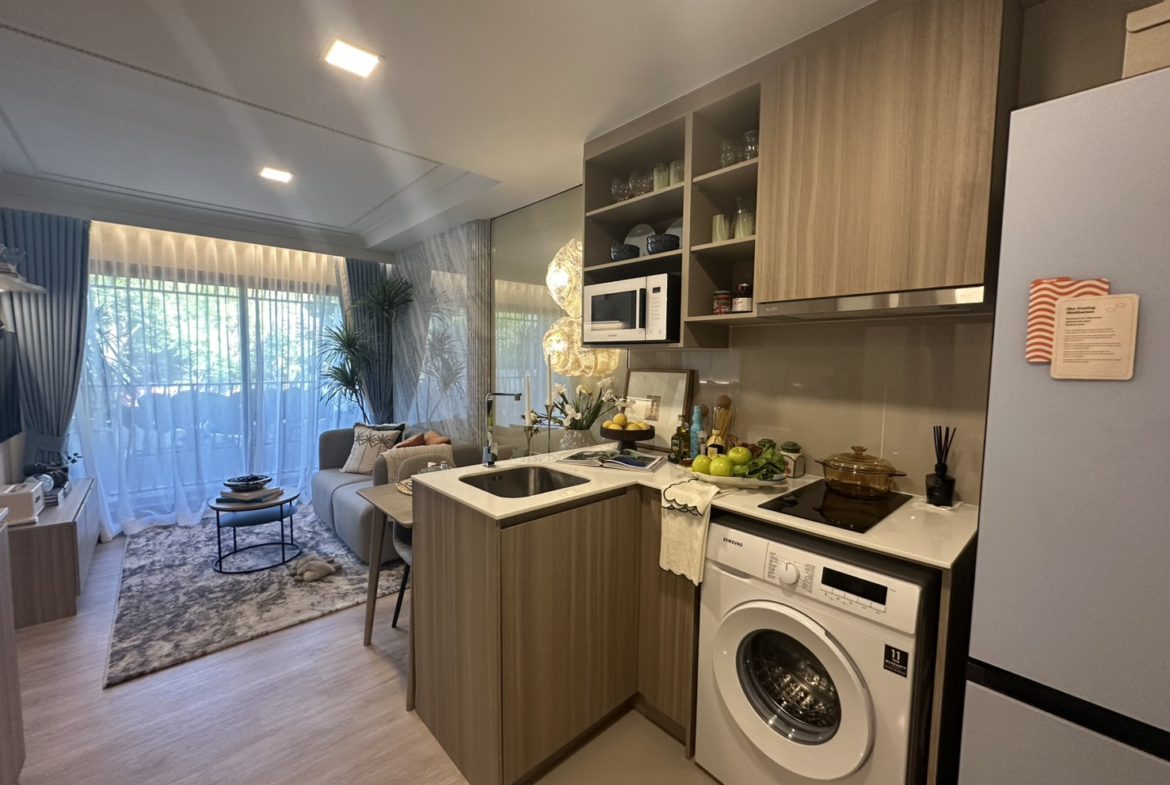 1 & 2 Bedroom Condominium Near Surin Beach