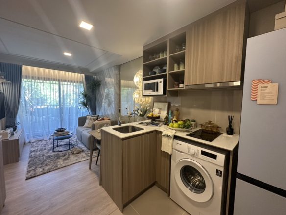 1 & 2 Bedroom Condominium Near Surin Beach