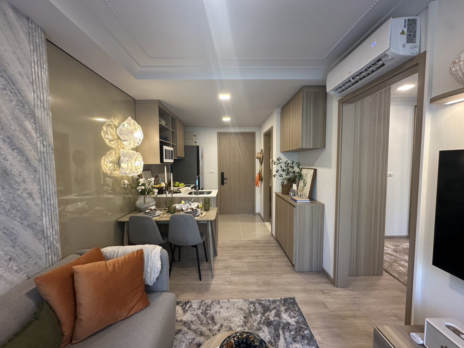 Pets-Welcome Condominium Near Surin Beach79_0 1 & 2 Bedroom Condominium Near Surin Beach