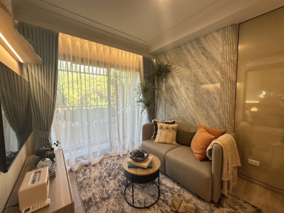 1 & 2 Bedroom Condominium Near Surin Beach