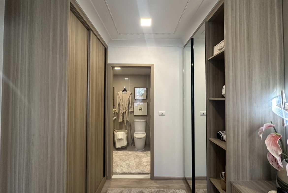 1 & 2 Bedroom Condominium Near Surin Beach