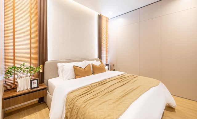 3–4 Bedroom Ready-to-Move-In Hillside Pool Villas in Bang Jo