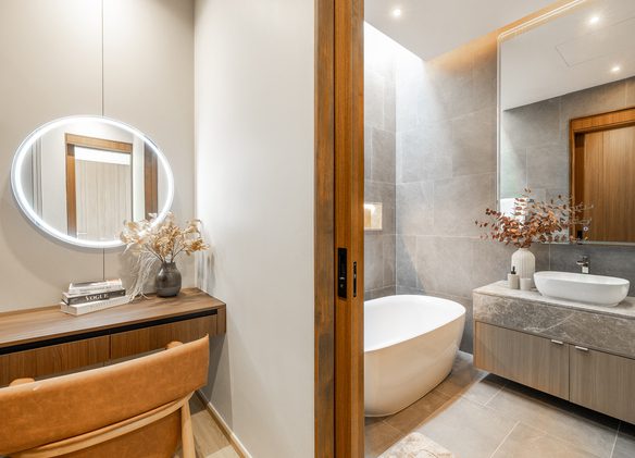 3–4 Bedroom Ready-to-Move-In Hillside Pool Villas in Bang Jo