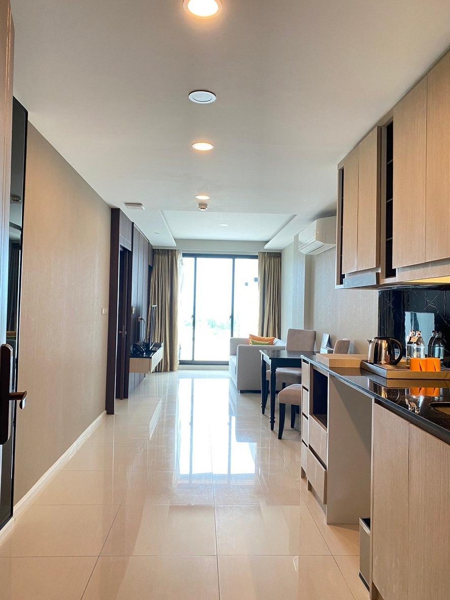 1-Bedroom-Pool-View-Condominium-near-Surin-Beach-gallery-1 1 Bedroom Pool-View Condominium near Surin Beach
