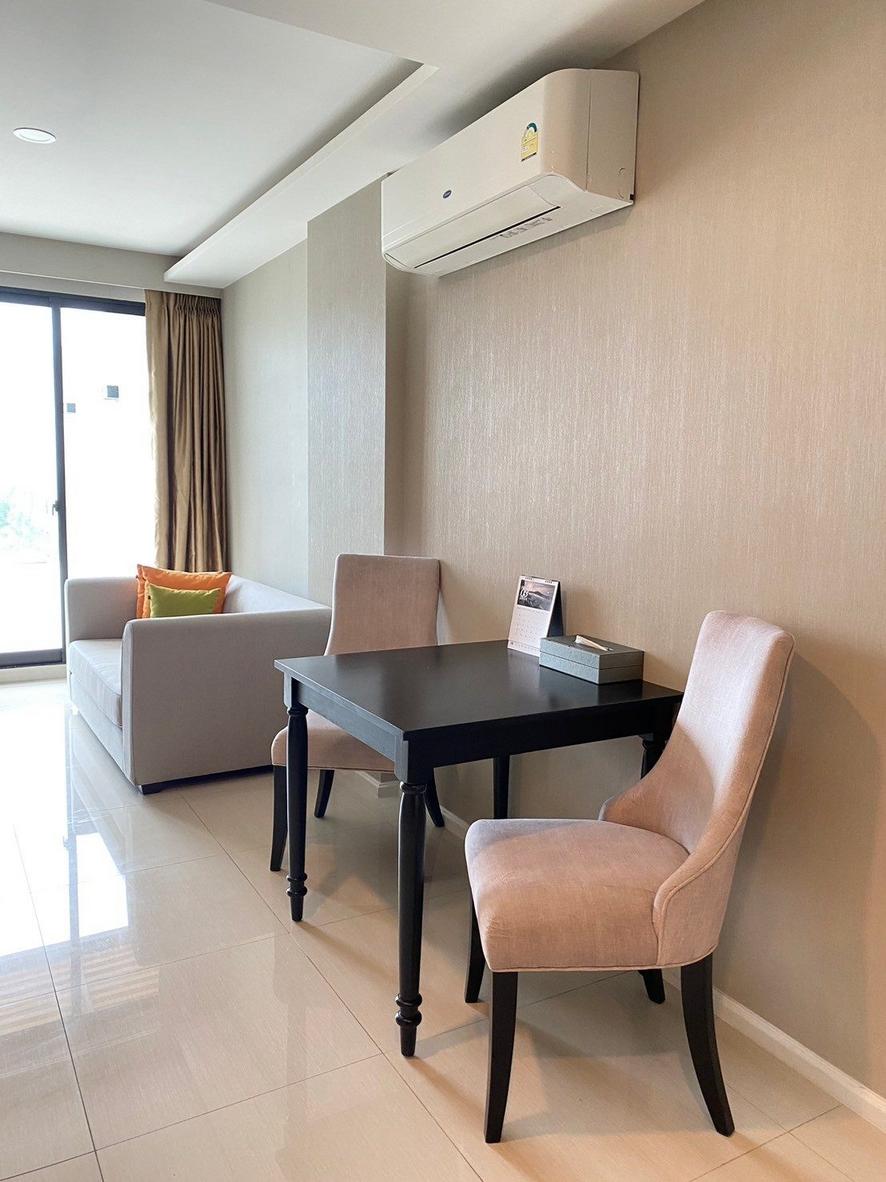 1-Bedroom-Pool-View-Condominium-near-Surin-Beach-gallery-3 1 Bedroom Pool-View Condominium near Surin Beach