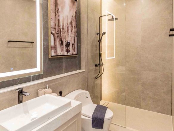 2 Bedroom Luxury Residences 350m from Surin Beach