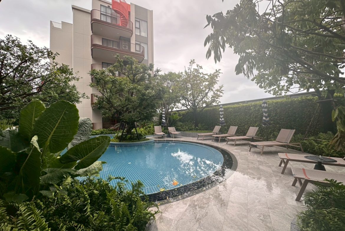 2 Bedroom Pool-Access Condo for Rent in Cherngtalay