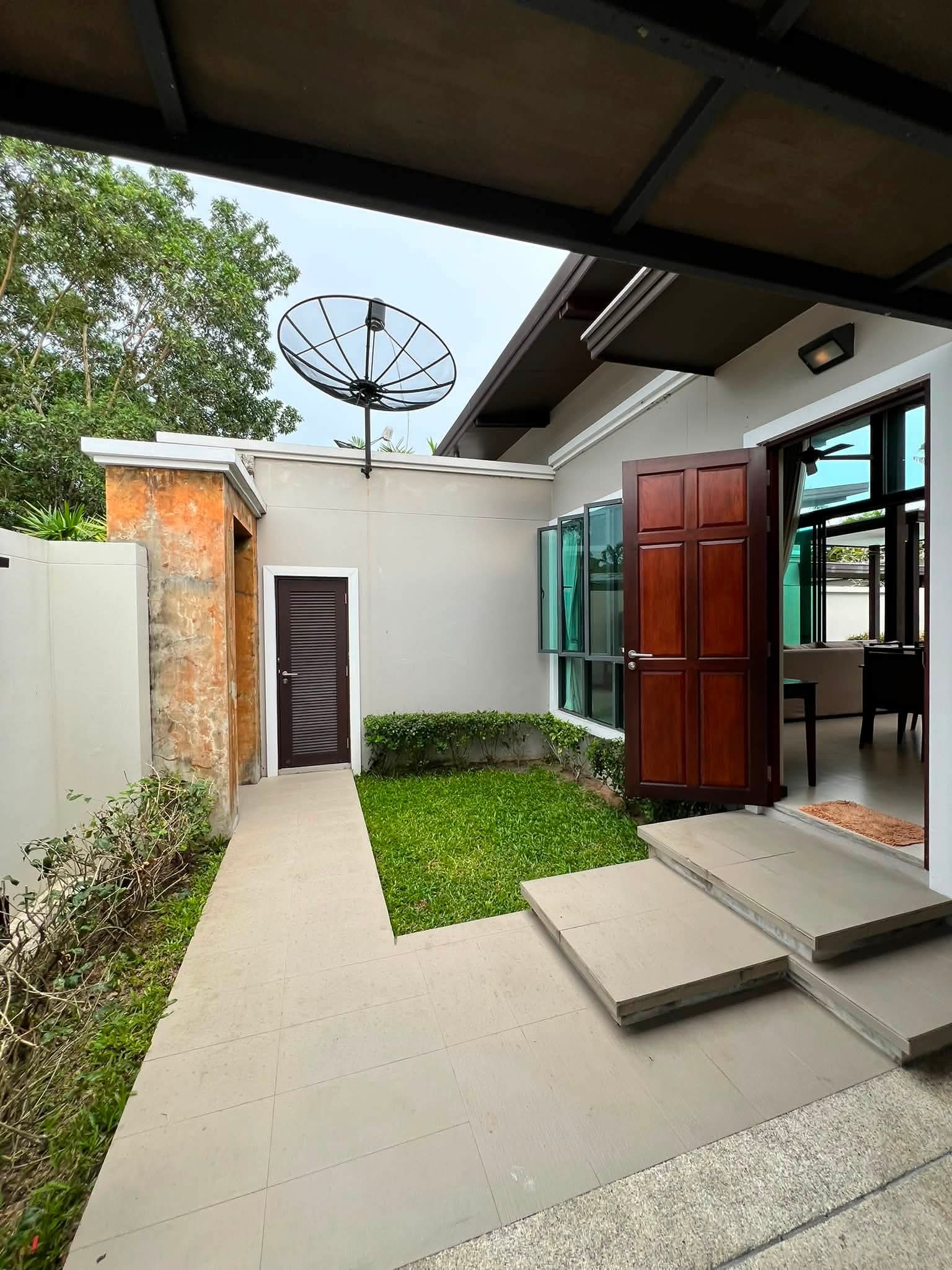 3 Bedroom Sun-Deck Pool Villa for Rent in Cherngtalay