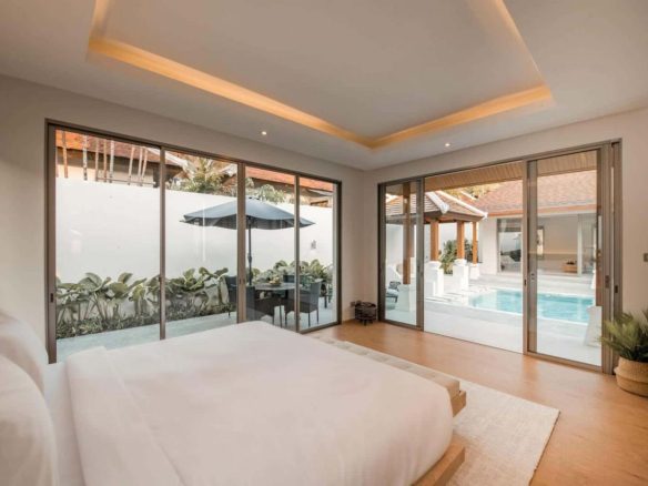 3+1 Bedroom Courtyard Pool Villa in Pasak, Cherngtalay