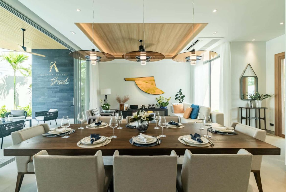 3+1 Bedroom Luxury Pool Villa for Rent in Layan