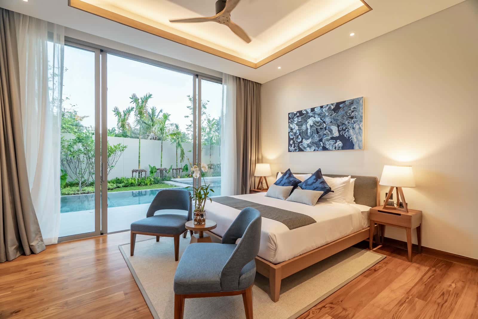 3+1 Bedroom Luxury Pool Villa for Rent Master Bed_2 3+1 Bedroom Luxury Pool Villa for Rent in Layan