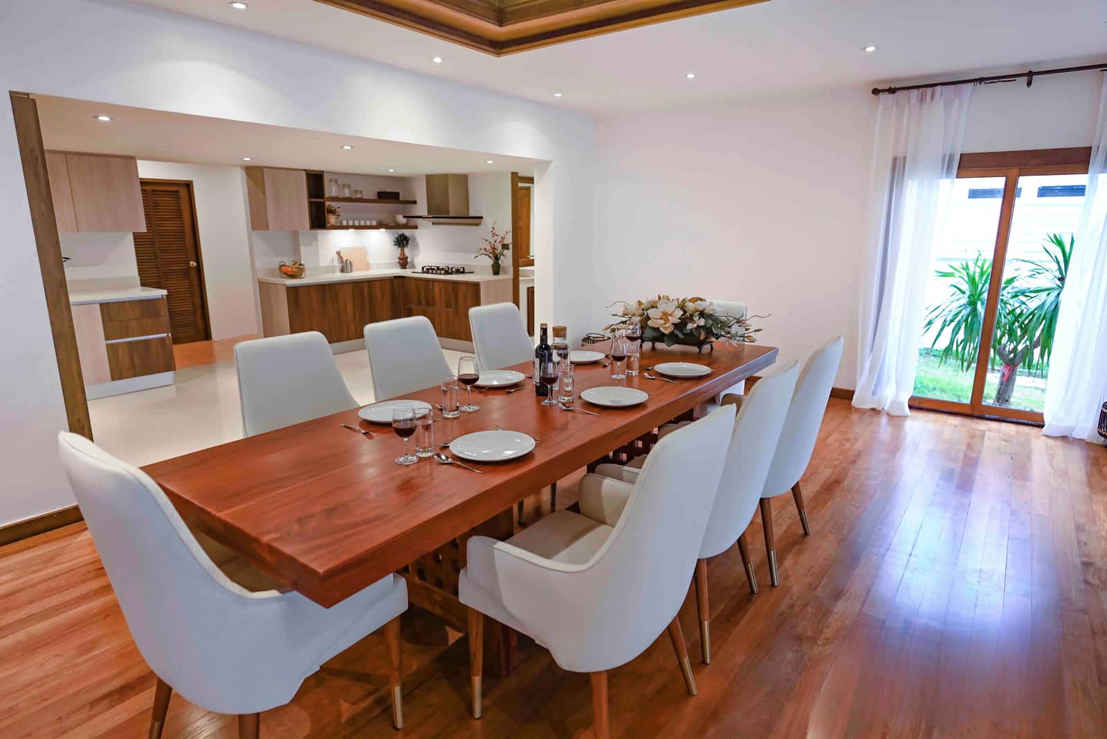 Spacious 3+1 Bedroom Private Pool Villa for Rent in Pasak