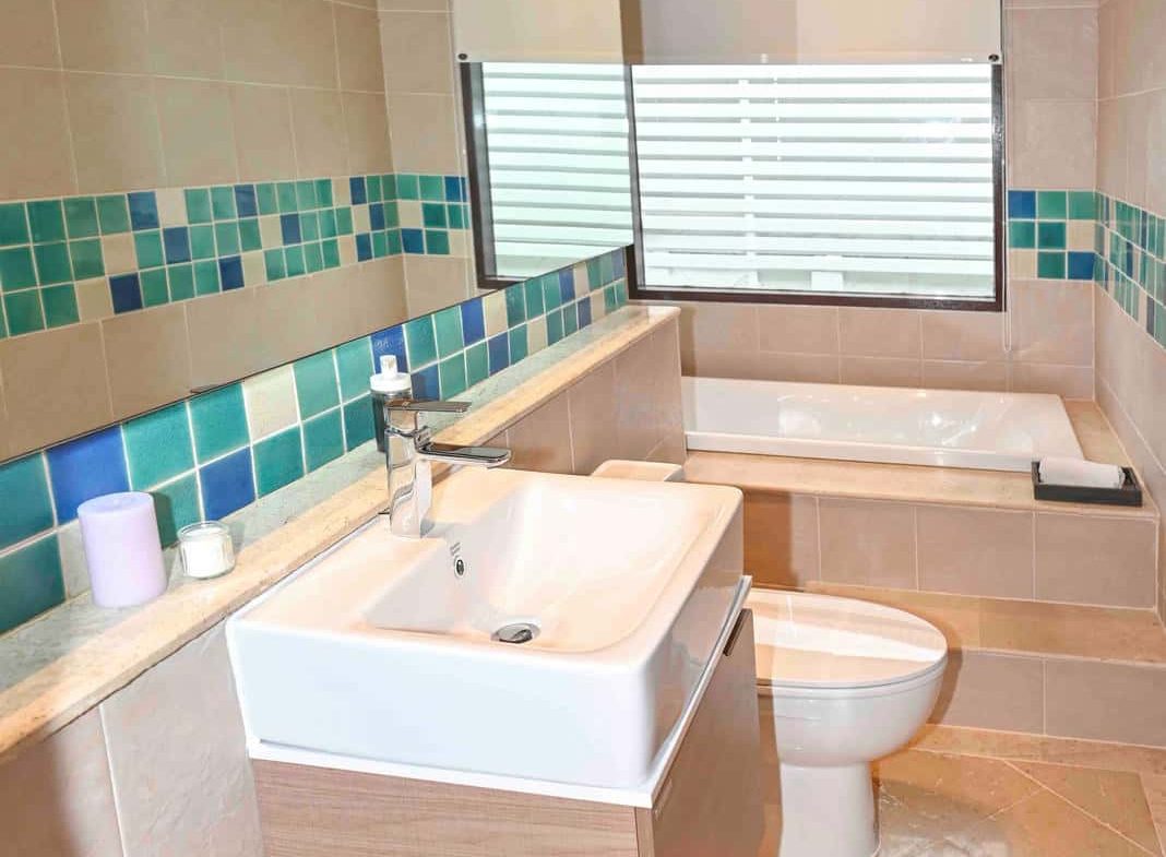 Spacious 3+1 Bedroom Private Pool Villa for Rent in Pasak