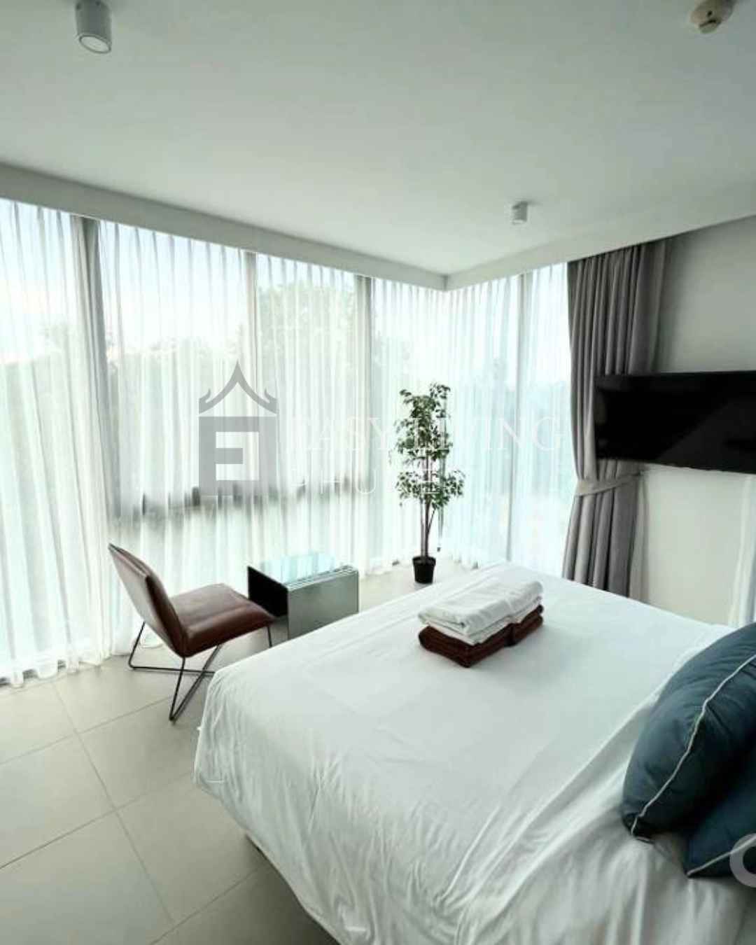 2 Bedroom Garden View Condominium in Bang Tao12 Bedroom Garden View Condominium in Bang Tao02 Bedroom Garden View Condominium in Bang Tao 2 Bedroom High-Floor Condominium Near Boat Avenue, Bang Tao