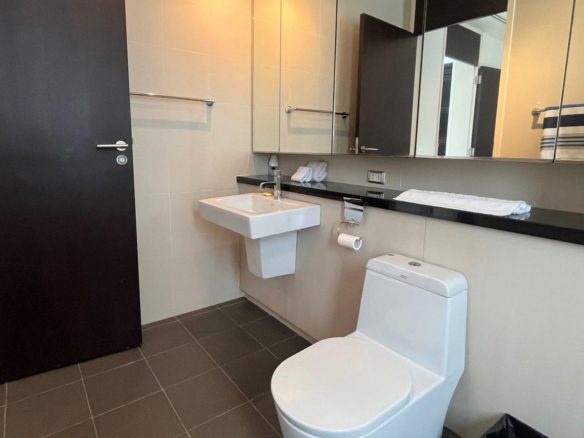 3-Bedroom Garden Penthouse Near Layan Beach