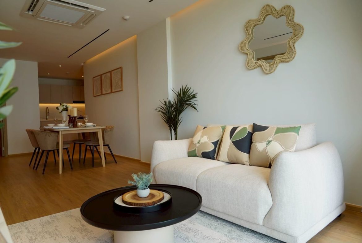Last Available 2 Bedroom Pool View Condo with Private Outdoor Bath in Boat Avenue, Phuket