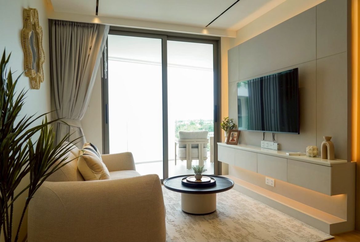 Last Available 2 Bedroom Pool View Condo with Private Outdoor Bath in Boat Avenue, Phuket