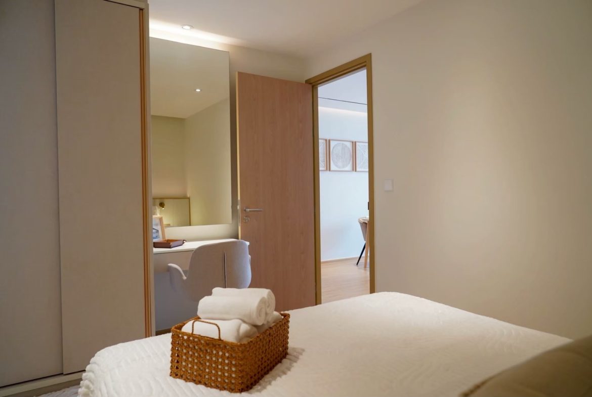 Last Available 2 Bedroom Pool View Condo with Private Outdoor Bath in Boat Avenue, Phuket