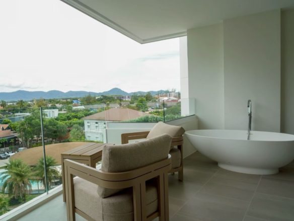 Last Available 2 Bedroom Pool View Condo with Private Outdoor Bath in Boat Avenue, Phuket