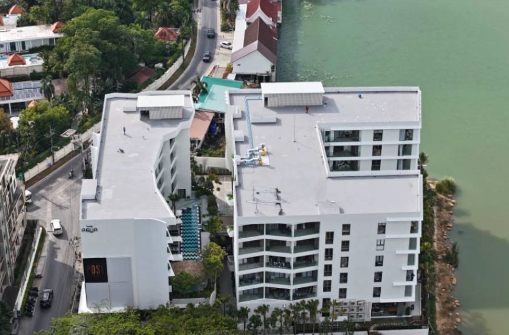 Last Available 2 Bedroom Pool View Condo with Private Outdoor Bath in Boat Avenue, Phuket