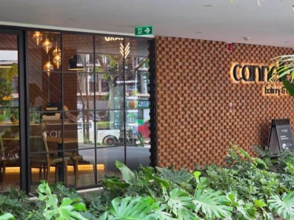 Last Available 2 Bedroom Pool View Condo with Private Outdoor Bath in Boat Avenue, Phuket