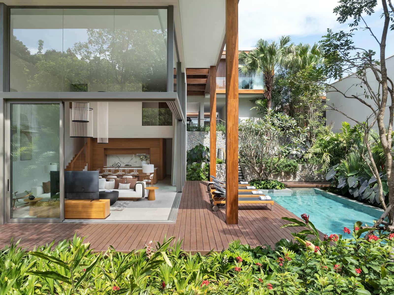 4-Bedroom Luxury Pool Villa in Layan Bay, Phuket