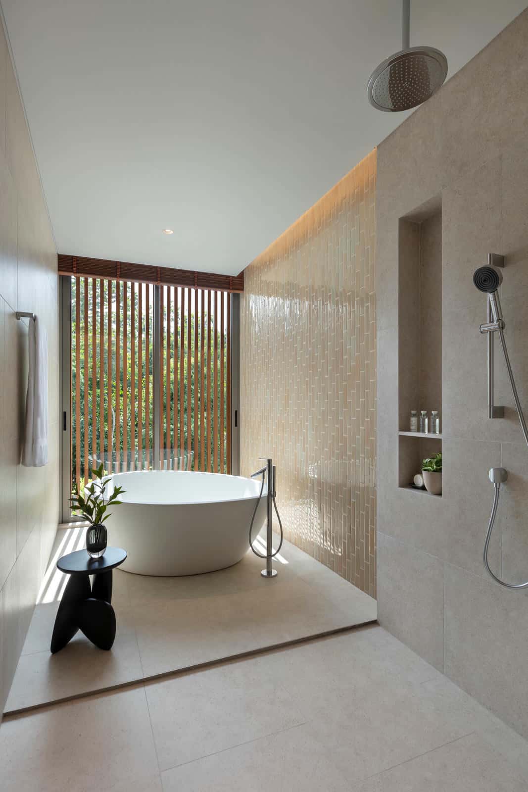 4-Bedroom Luxury Pool Villa in Layan Bay, Phuket