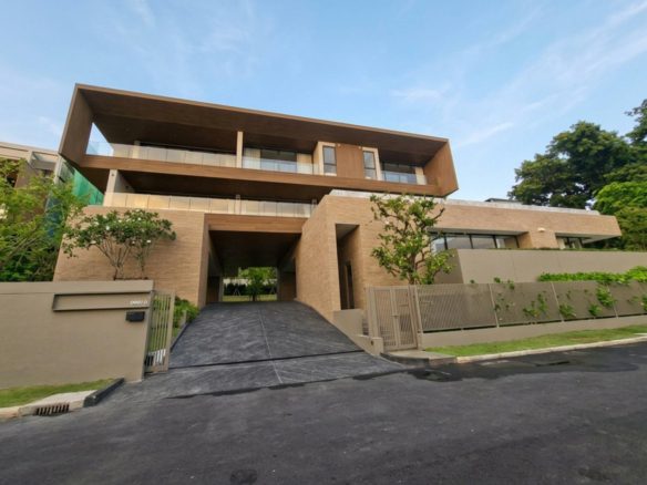 Expansive 6-Bedroom Beachfront Villa with Private Pier in Panwa